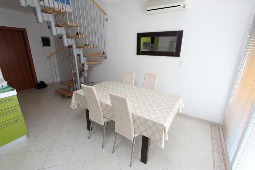 Apartment Alen Rovinj Exterior photo
